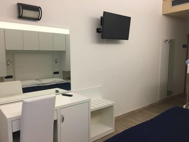 Hotel Saint Tropez Riccione Eksteriør billede
